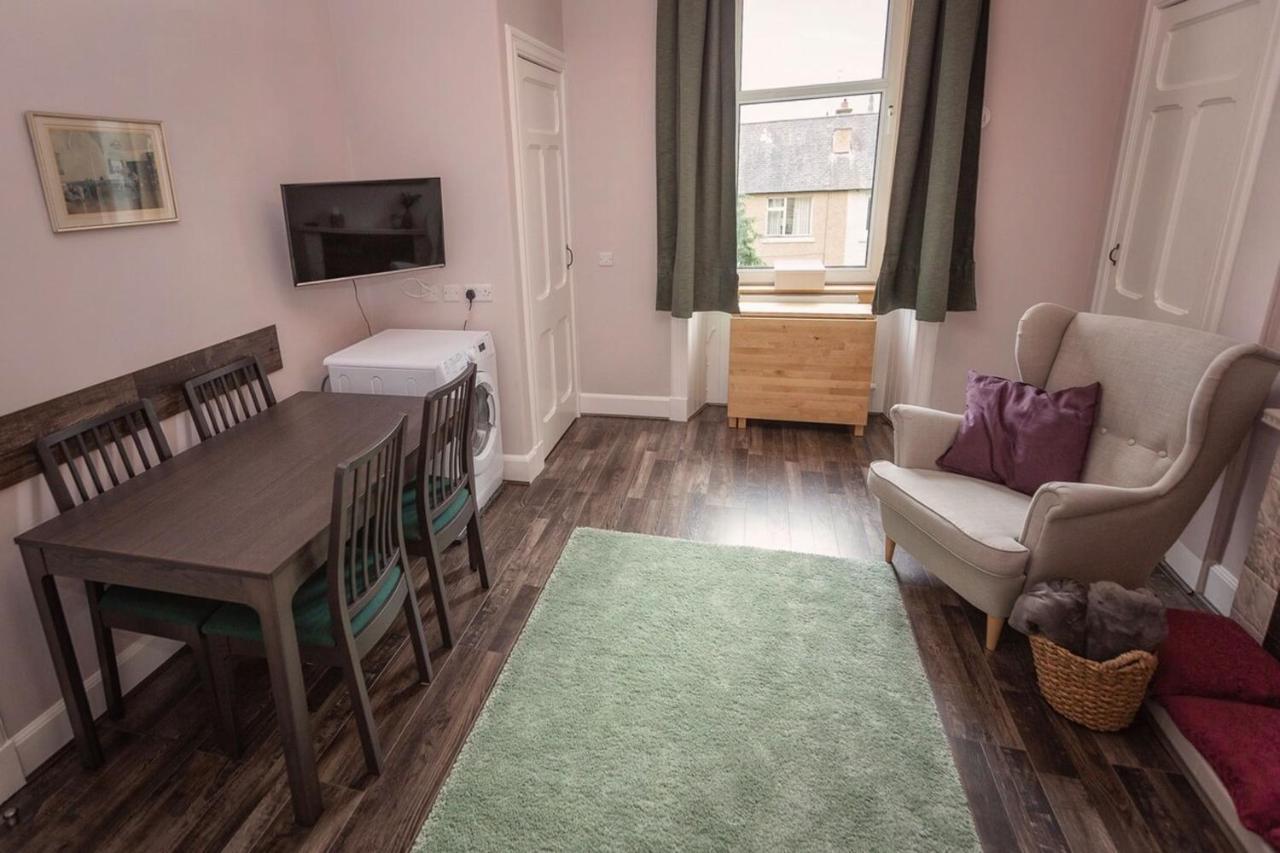 Bright Spacious Edinburgh City Centre Apartment Εξωτερικό φωτογραφία